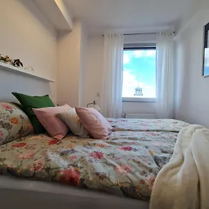 apartament-wschodni-z-balkonem-4-osoby.warsawhotelspoland.com/